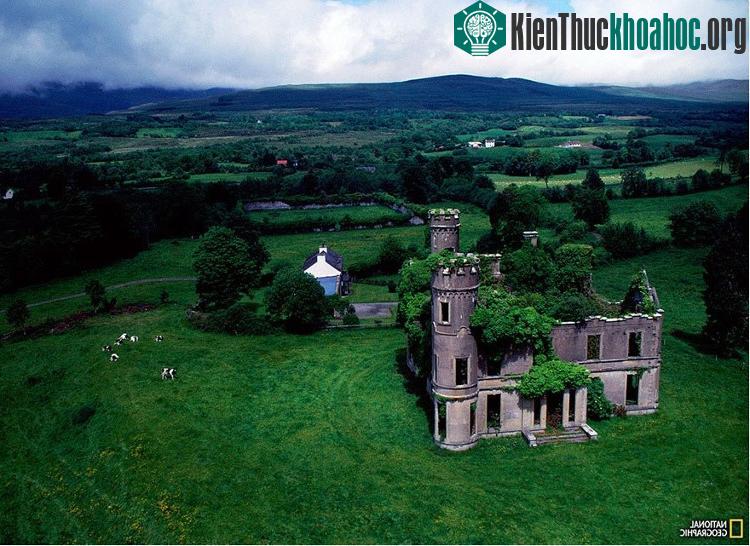Ngôi biệt thự đã đi vào dĩ vãng, Ireland.