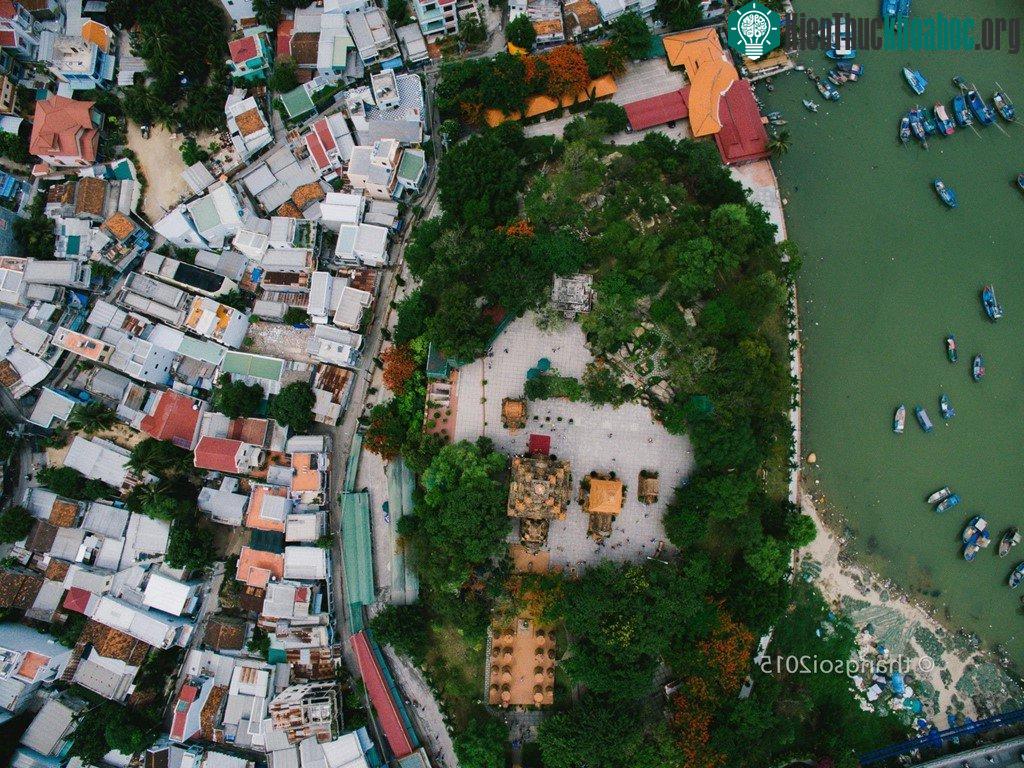 Tháp bà Ponagar