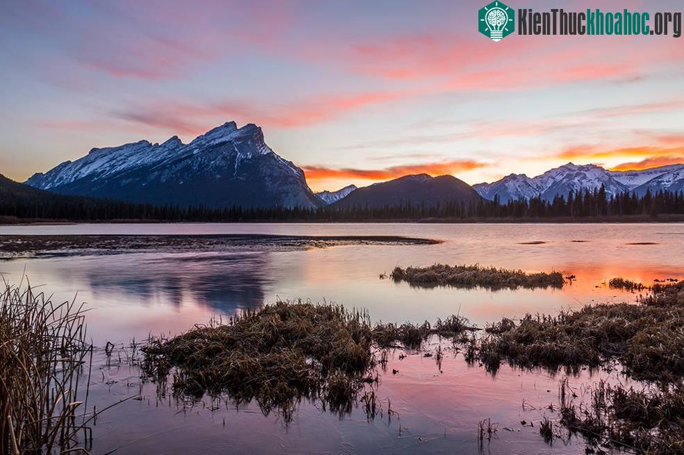Khám phá thiên nhiên hùng vĩ của đất nước thanh bình Canada ảnh 16