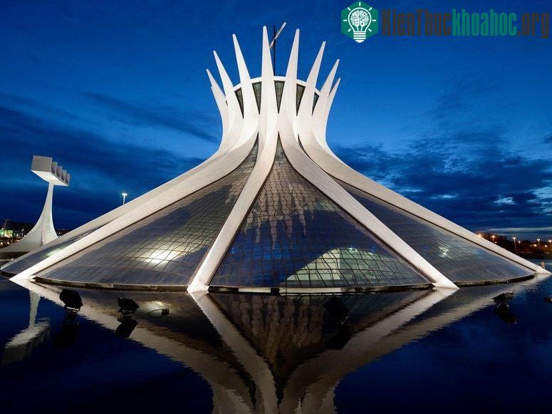 Thánh đường Brasilia, thủ đô Brazil