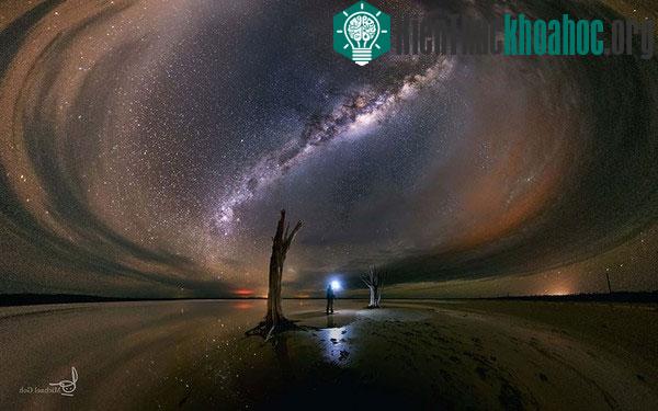 3. Lạc giữa bóng tối (Hồ Dumbleyung, phía Tây Australia).
