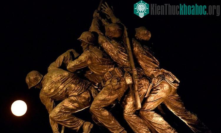 Siêu trăng xảy ra vào hai tháng sau sẽ lớn và sáng hơn.