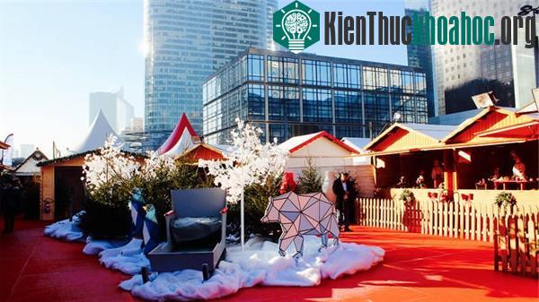 Choáng ngợp với cách trang trí Noel cực ảo diệu trên khắp năm châu ảnh 23