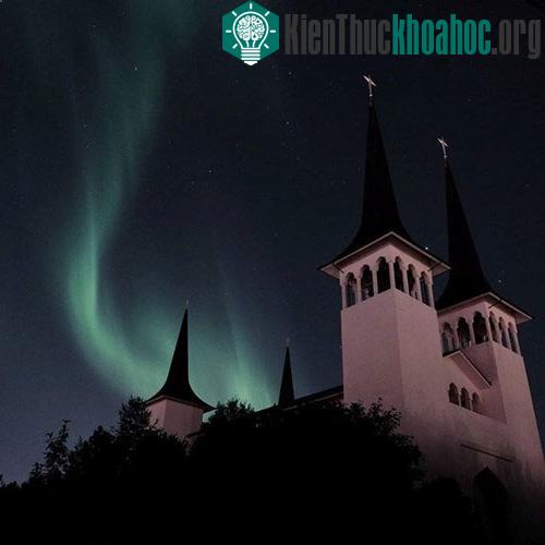 Iceland tắt đèn thủ đô để chứng kiến cảnh tượng kỳ thú ảnh 3