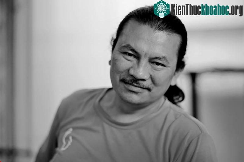 Anh Quốc Đàn - tác giả bộ ảnh