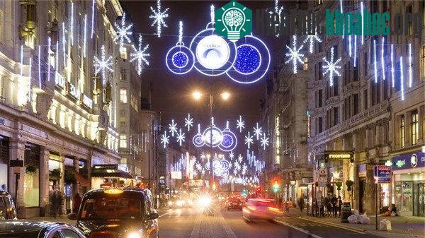 Choáng ngợp với cách trang trí Noel cực ảo diệu trên khắp năm châu ảnh 31