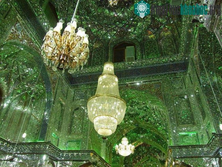 Được hình thành từ thế kỉ thứ 9, nơi đây từng là một trong số các công trình kiến trúc tráng lệ nhất đất nước Ba Tư