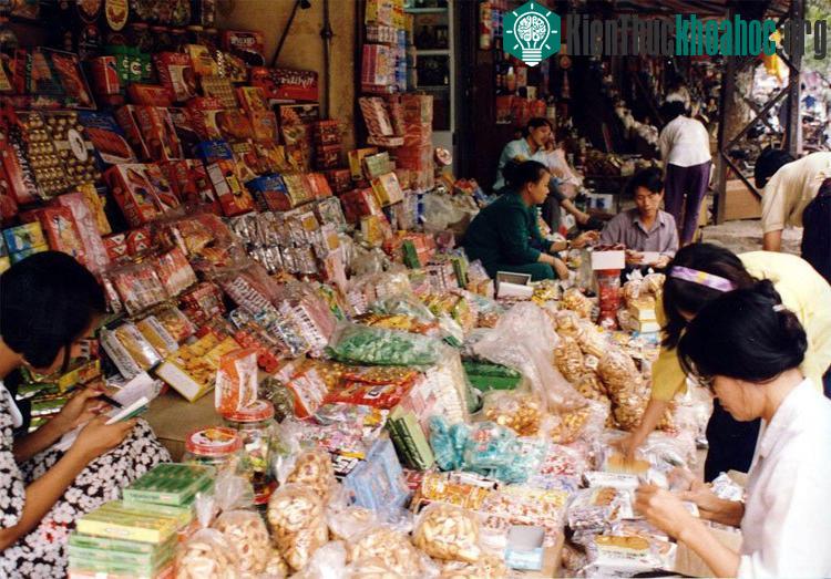 Cửa hàng bánh kẹo.
