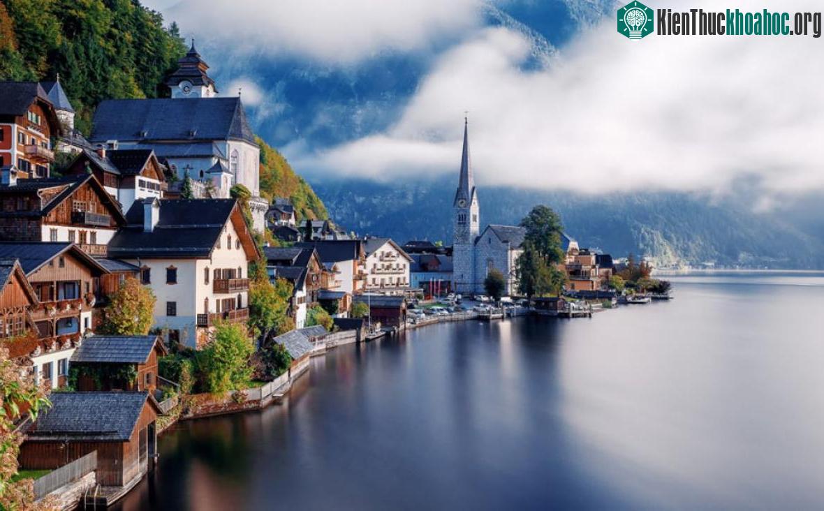 Làng Hallstatt, Áo