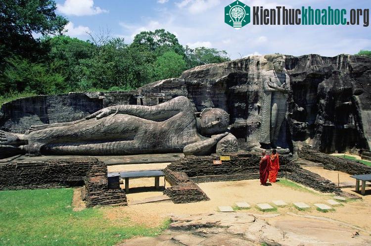 Tượng Phật Gal Viharaya - Sri Lanka.
