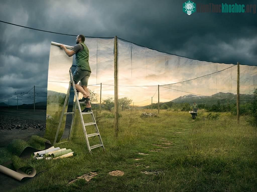 Đầu tiên là phác hóa ý tưởng của tác phẩm lên giấy.