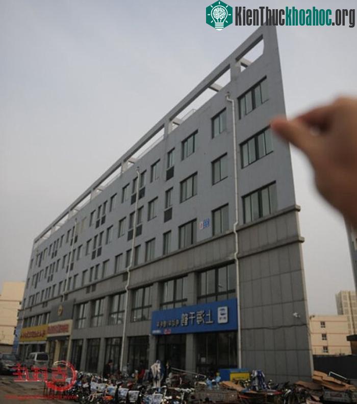Những tòa nhà mảnh mai không ai có thể ngờ tới