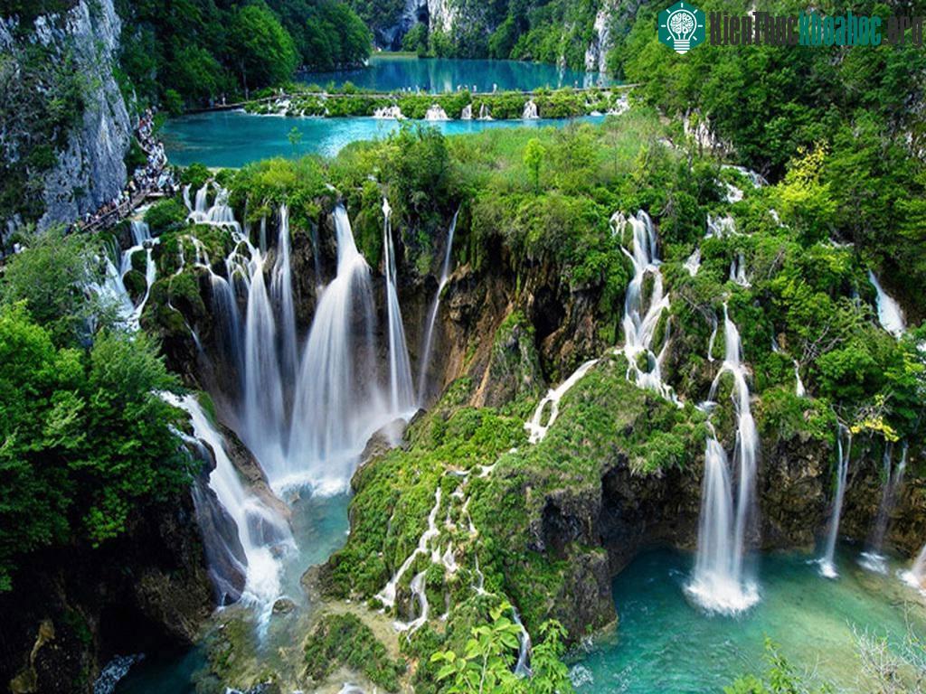 Hồ Plitvice (Croatia)