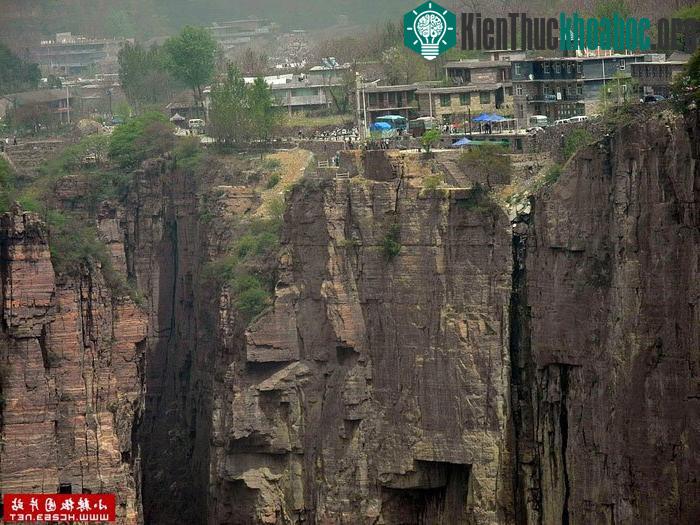 Ngôi làng nằm ở độ cao ấn tượng 1700m so với mặt nước biển