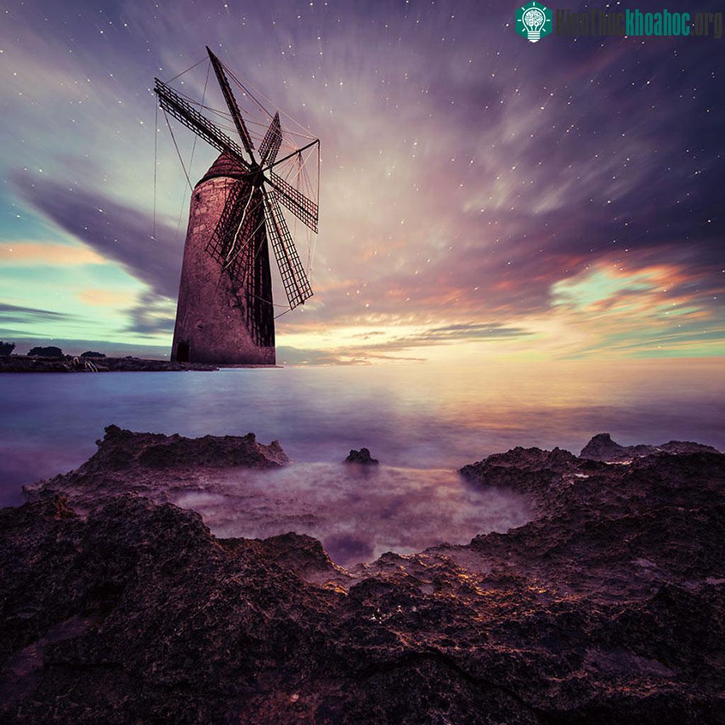 Soft motion of the sea - Sự mềm mại của biển cả.