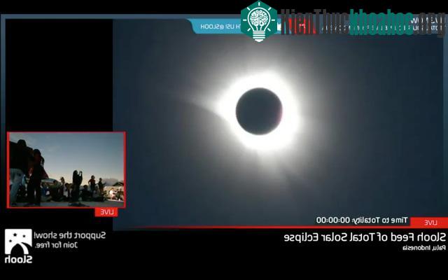 7:38, nhật thực đã đạt được toàn phần, đây là hình ảnh ghi lại tại Indonesia.