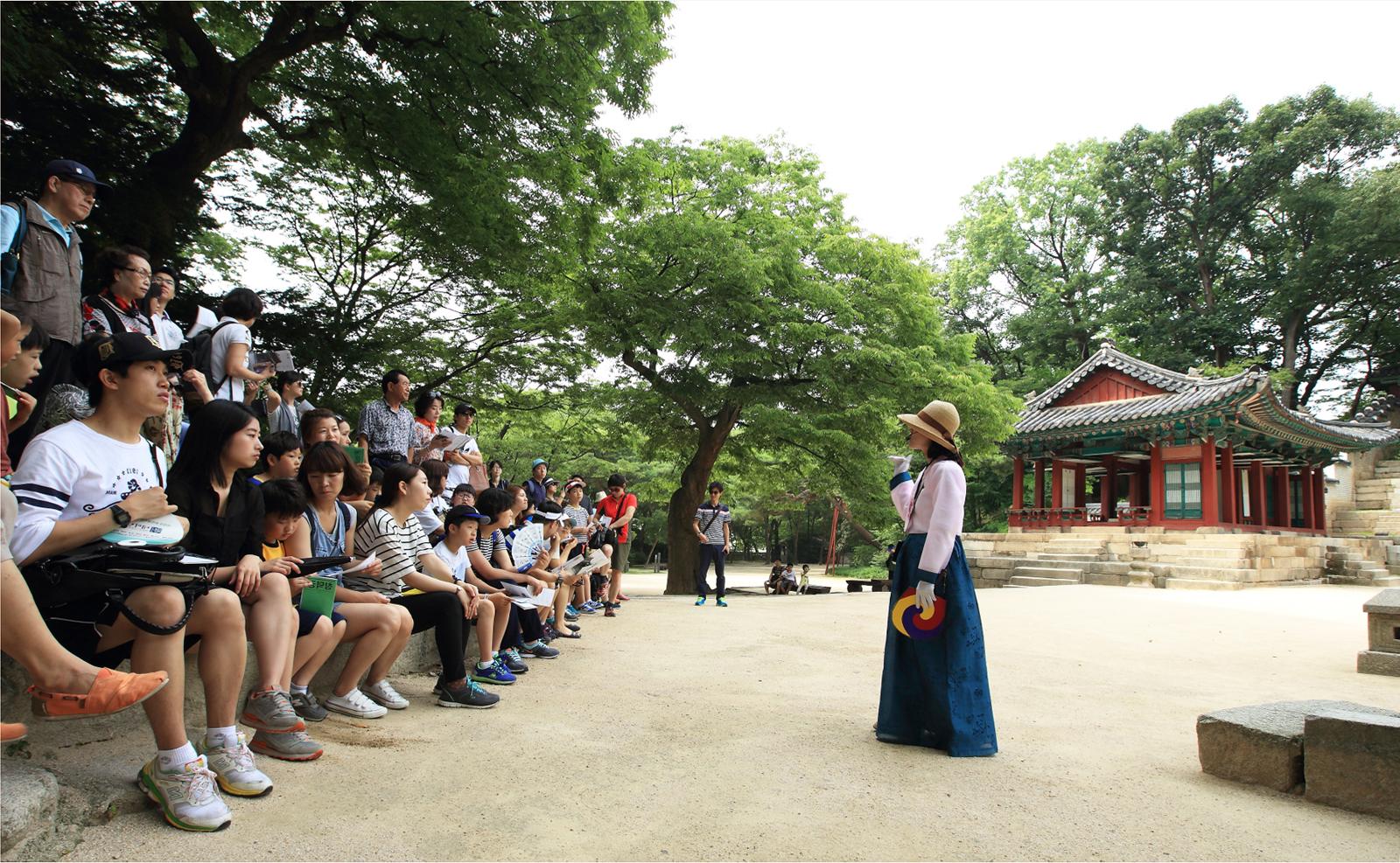Khám phá khu vườn Biwon, thuộc cung Changdeokgung ở Hàn Quốc