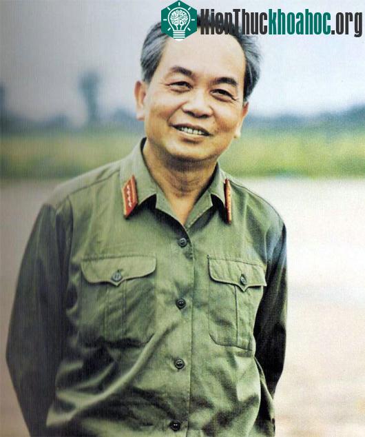 Những hình ảnh quý về Đại tướng Võ Nguyên Giáp ảnh 12