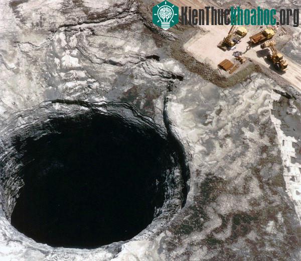 Những 'hố địa ngục' khắp thế giới