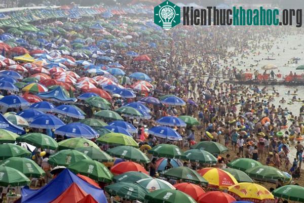20 bức ảnh về sự đông đúc của Trung Quốc- ảnh 14