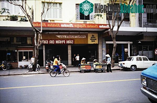 Những bức ảnh tuyệt đẹp về Hà Nội - Huế - Đà Nẵng - Sài Gòn vào năm 1979