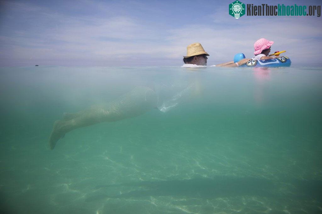 Varadero nổi tiếng với các bãi biển cát trắng và làn nước trong vắt tuyệt đẹp.