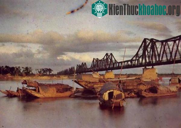 Chứng nhân lịch sử, cây cầu Long Biên.