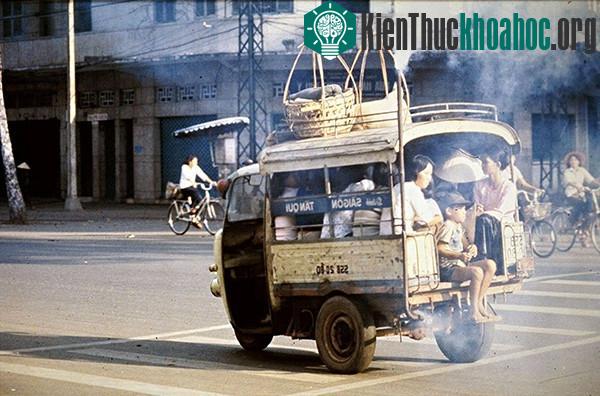 Những bức ảnh tuyệt đẹp về Hà Nội - Huế - Đà Nẵng - Sài Gòn vào năm 1979