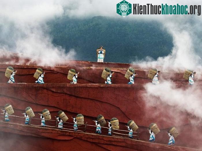 Khoảng khắc ấn tượng trong cuộc sống lao động thường ngày.