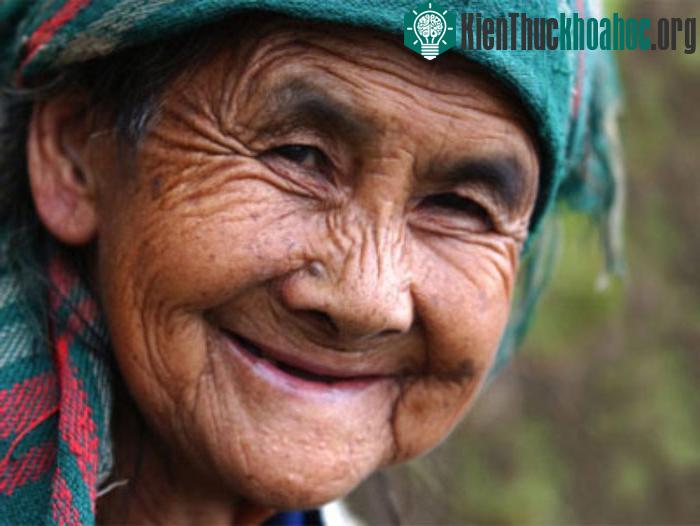 Nụ cười tuổi xế già: "Không răng" vẫn đẹp ảnh 18