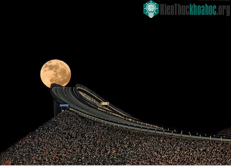 Bộ sưu tập ảnh về mặt trăng siêu đẹp ảnh 18