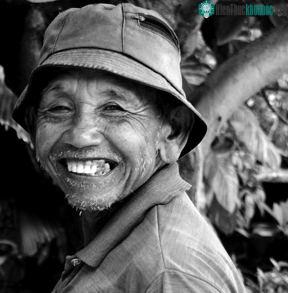 Nụ cười tuổi xế già: "Không răng" vẫn đẹp ảnh 19