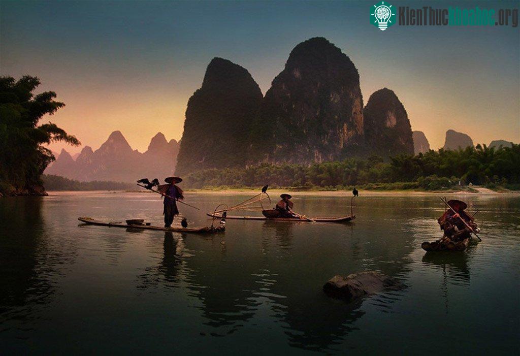 Khung cảnh nên thơ trên sống Lý, Trung Quốc