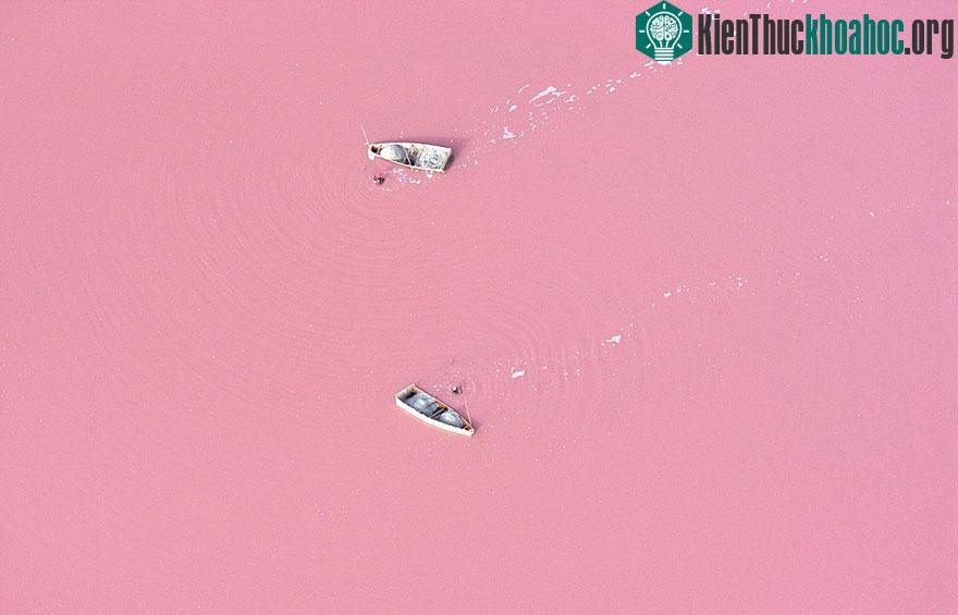 Hồ Retba, Senegal