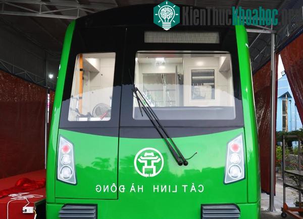 Cận cảnh tàu đường sắt đô thị đầu tiên ở Hà Nội- ảnh 4