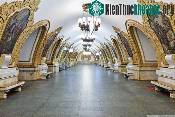 Những ga tàu điện ngầm long lanh nhất thế giới