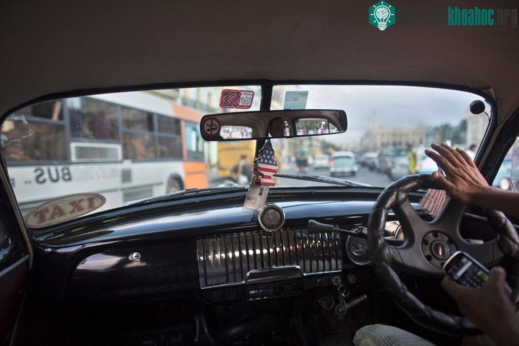 Ngay cả taxi cũng là những chiếc xe duyên dáng và đầy phong cách.