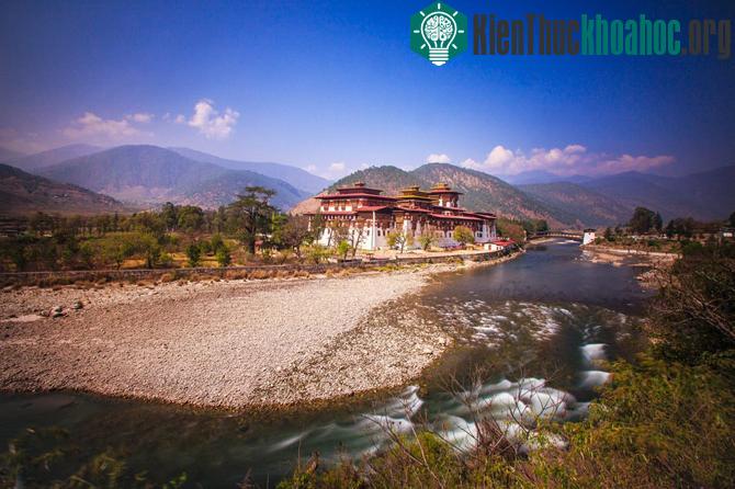 Những khoảnh khắc tuyệt đẹp ở mảnh đất huyền bí Bhutan