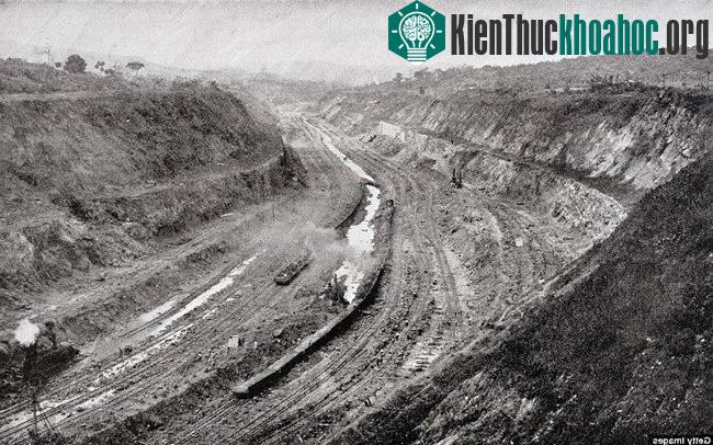 Bộ ảnh đáng kinh ngạc về việc xây dựng kênh đào Panama- ảnh 5