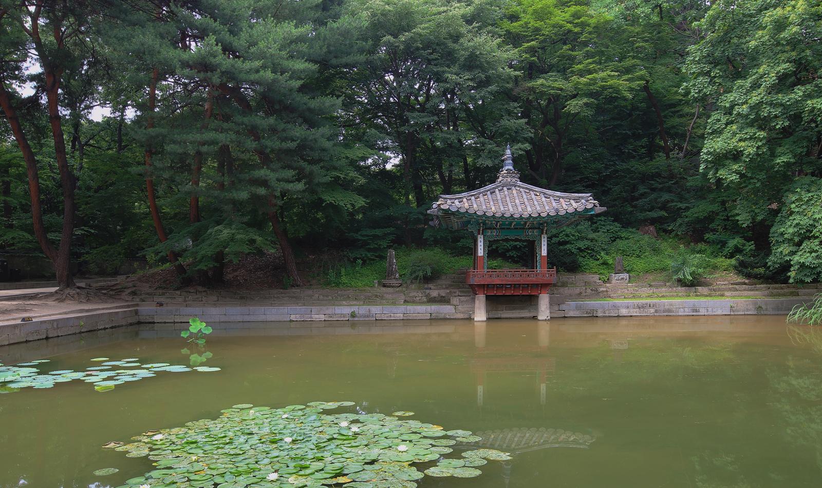 Cổng Bullomun