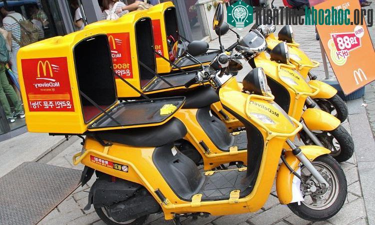 Những chiếc xe giao hàng là hình ảnh quen thuộc tại Hàn Quốc.