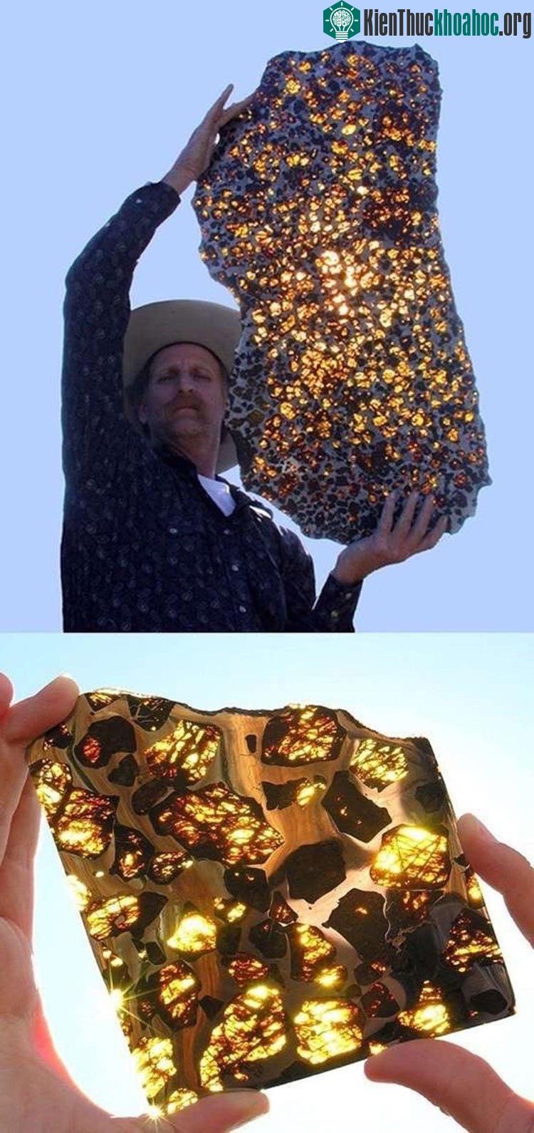 Khi mặt trời chiếu xuyên qua, khối thiên thạch được biết với tên Fukang Meteorite này trở nên thật lung linh