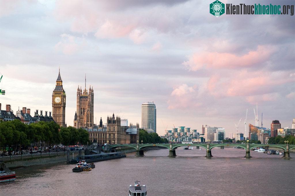 London, Anh. Số tỷ phú trong năm 2016: 50