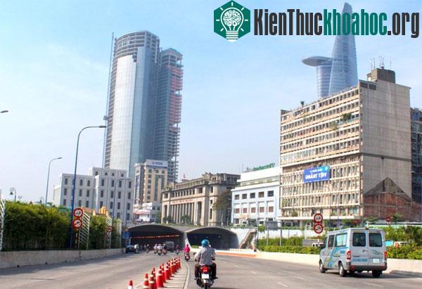 Hầm Thủ Thiêm: