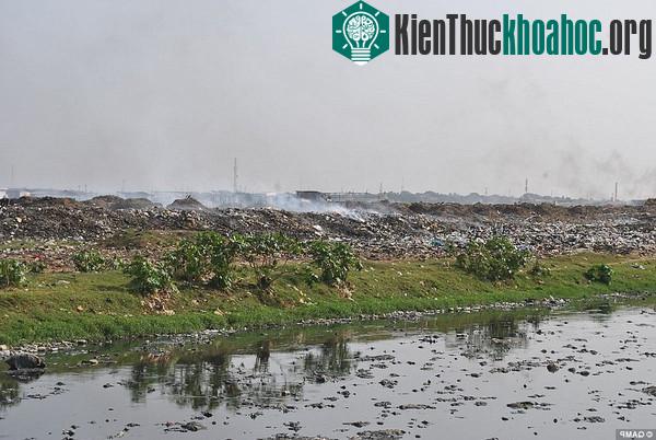 "Nghĩa địa" rác thải điện tử của phương Tây tại châu Phi