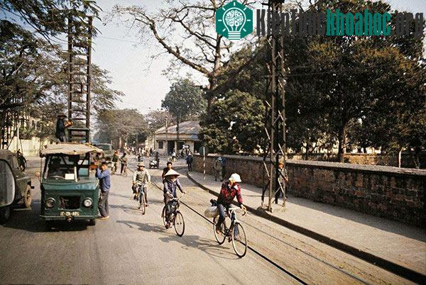 Những bức ảnh tuyệt đẹp về Hà Nội - Huế - Đà Nẵng - Sài Gòn vào năm 1979