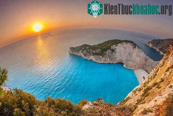 Navagio đang trở thành chốn thiên đường dành cho những người yêu thích sự tĩnh lặng, bình yên.