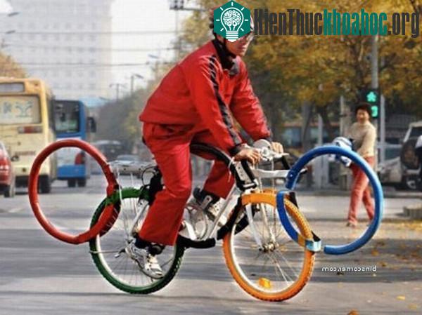 Một tay lái cực kỳ yêu thể thao, đặc biệt là thế vận hội Olympic!
