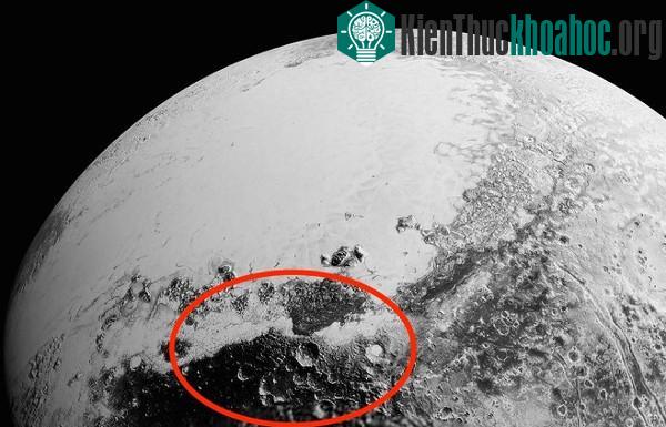 Loạt ảnh mới nhất của Sao Diêm Vương gửi về từ phi thuyền New Horizon ảnh 7