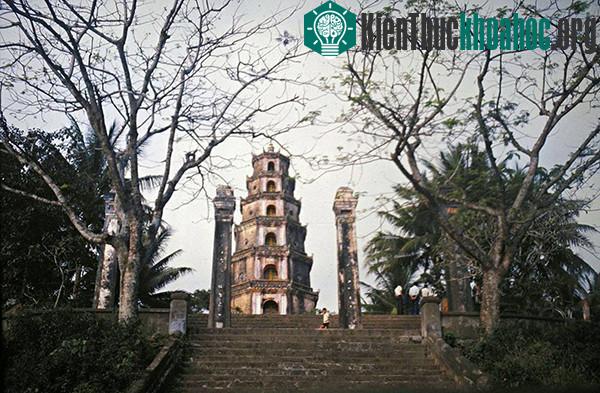 Những bức ảnh tuyệt đẹp về Hà Nội - Huế - Đà Nẵng - Sài Gòn vào năm 1979